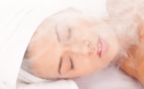 При посещении парной человеческий организм переживает стрессовое состояние, которое вызвано перепадом температур.